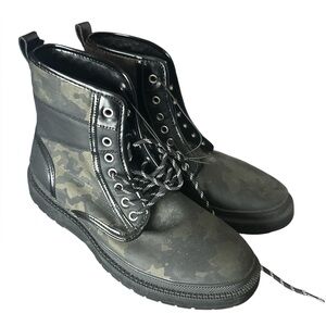 GUESS Men's "Cocobat" black camouflage lace-up combat boots size 8 1/2